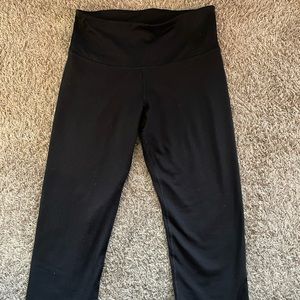 Cropped Old Navy Elevate Go Dry Legging Yoga Pants